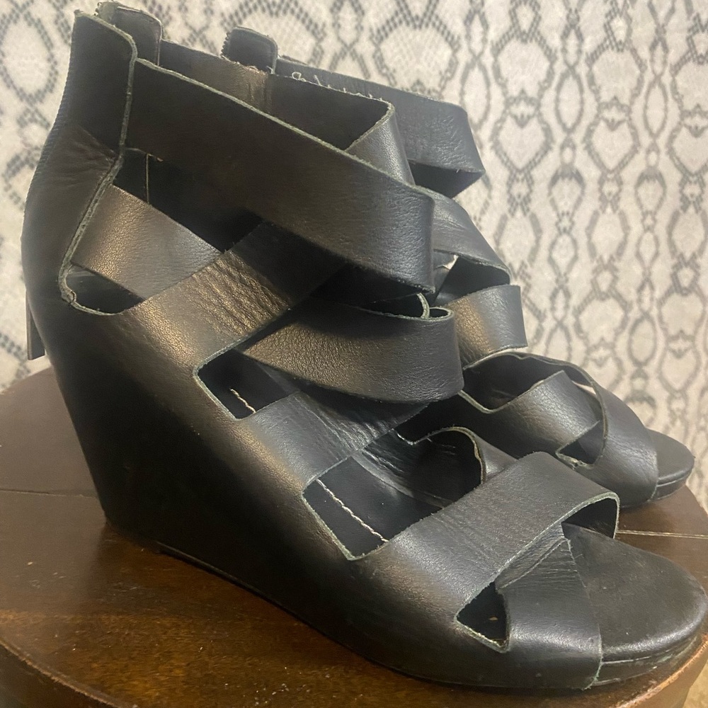 Dolce vita, wedge strap heel